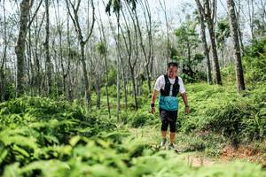 BIB: 
                            <button type="button" onclick="openModal(26359143)" class="btn btn-primary btn-sm float-right btn-popup" data-toggle="modal" data-target=".modal-high-quality">
                        <i class="fas fa-shopping-cart"></i> Add to Cart
                    </button>
                                            <button type="button" onclick="isThisMe(26359143, true)" class="btn btn-success btn-sm float-right btn-popup btn-isme hidden" data-toggle="tooltip" data-placement="bottom" title="นี่คือรูปของคุณใช่ไหม คลิกที่นี่เพื่อเอาเข้าอัลบั้ม">
                        <i class="fas fa-plus"></i> Add to album
                    </button>
                    <button type="button" onclick="isThisMe(26359143, false)" class="btn btn-warning btn-sm float-right btn-popup btn-isnotme hidden">
                        <i class="fas fa-ban"></i> Remove from album
                    </button>